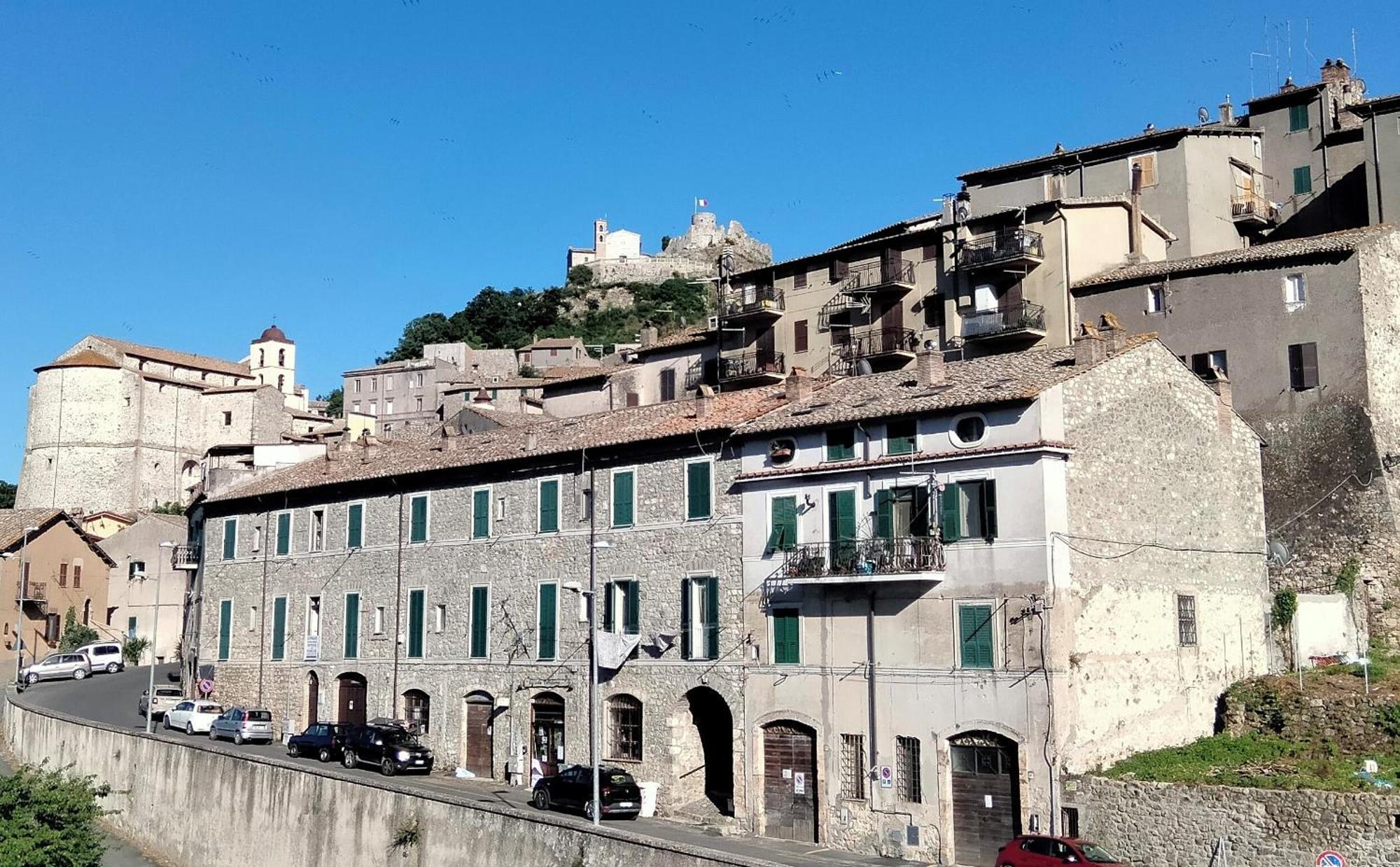 Apartamento Casa Di Anna Tolfa Exterior foto